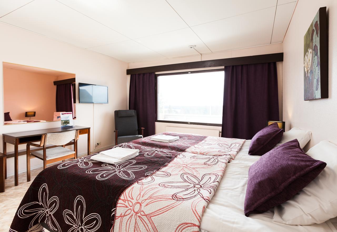 Hotel Julie Joensuu Zewnętrze zdjęcie